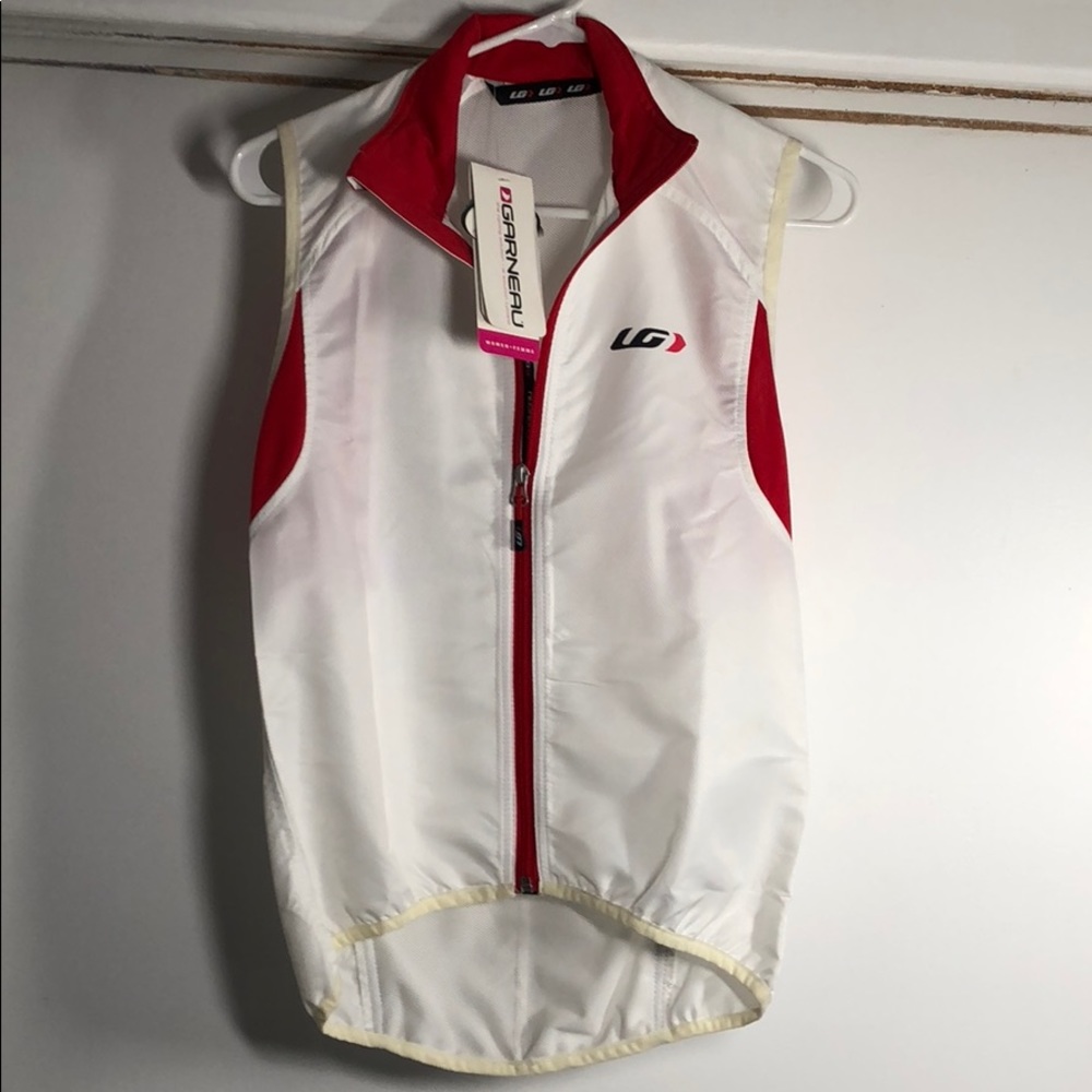 Garneau cycling vest size small